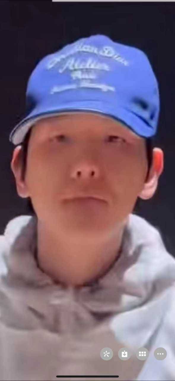 包贝尔曾调戏还没离婚的Angelababy包贝尔咋这样地贝尔你不要学哦 ​​​