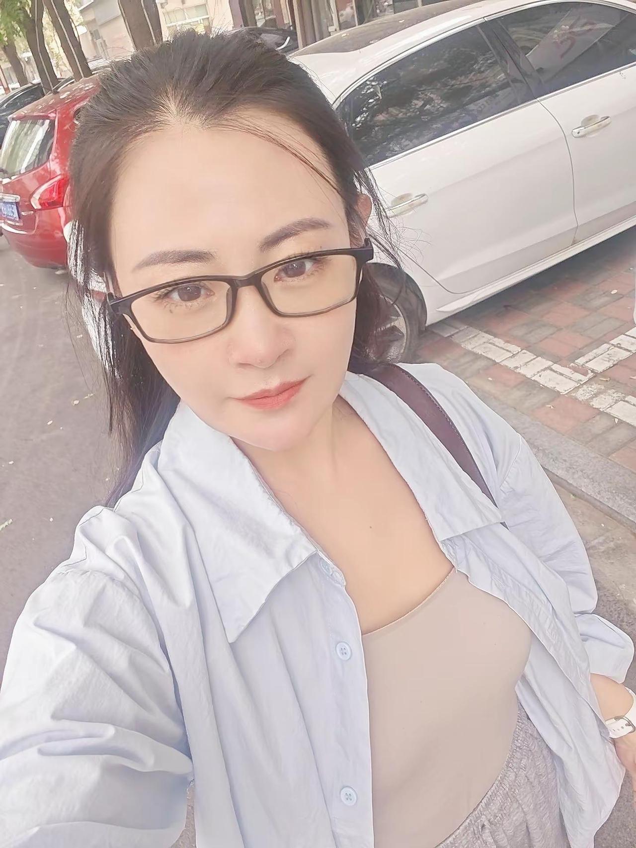 著名的讽刺大师萧伯纳说过一句话：想结婚的就去结婚想单身的就维持单身反正到最后都会