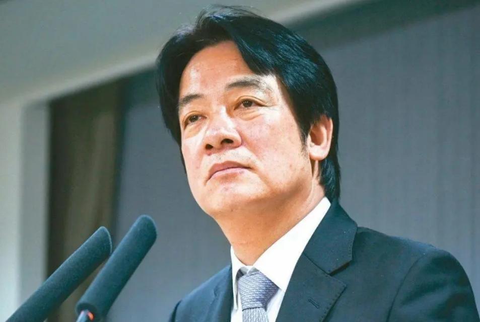 赖清德没想到，自己机关算尽搬出新招，竟为两岸统一按下了加速键
 
赖清德最近这一