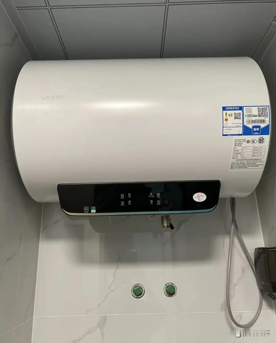 请问：“30升”热水器耗电量，是？
答案：1.5度

请问：“40升”热水器耗电
