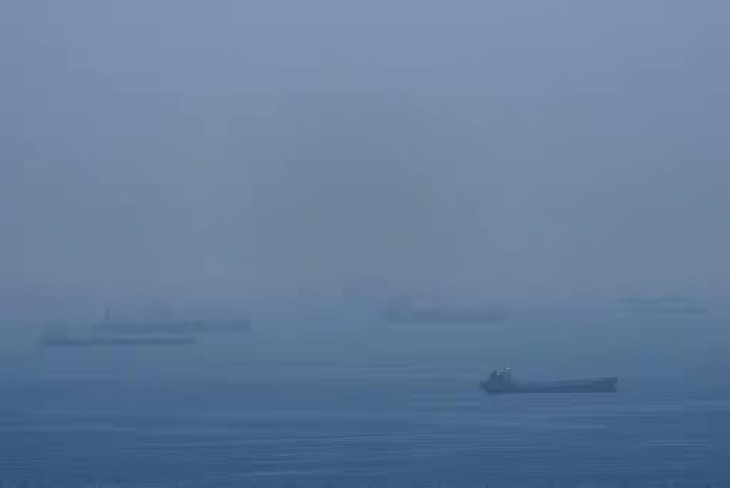 【保持警惕，伊朗仍任重道远】
伊朗最高领袖军事顾问穆赫辛·雷扎伊于当地时间4月3