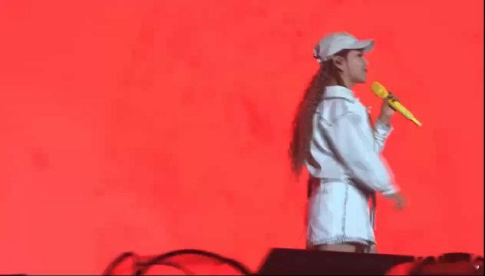这演唱会啊还以为歌手竞演现场呢 杜德伟+叶世荣+许茹芸+沙宝亮…普洱把半个实力派