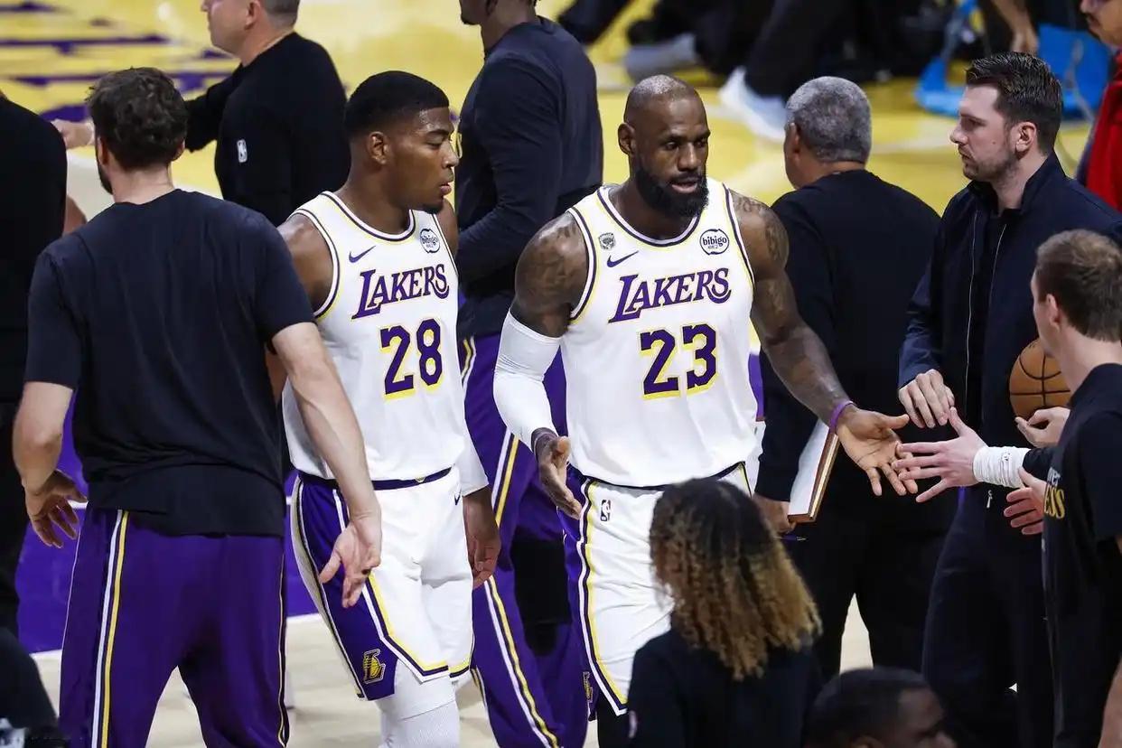 🏀 西部半决赛 G3：湖人 108-131 雷霆雷霆多点开花，米切尔 24+1