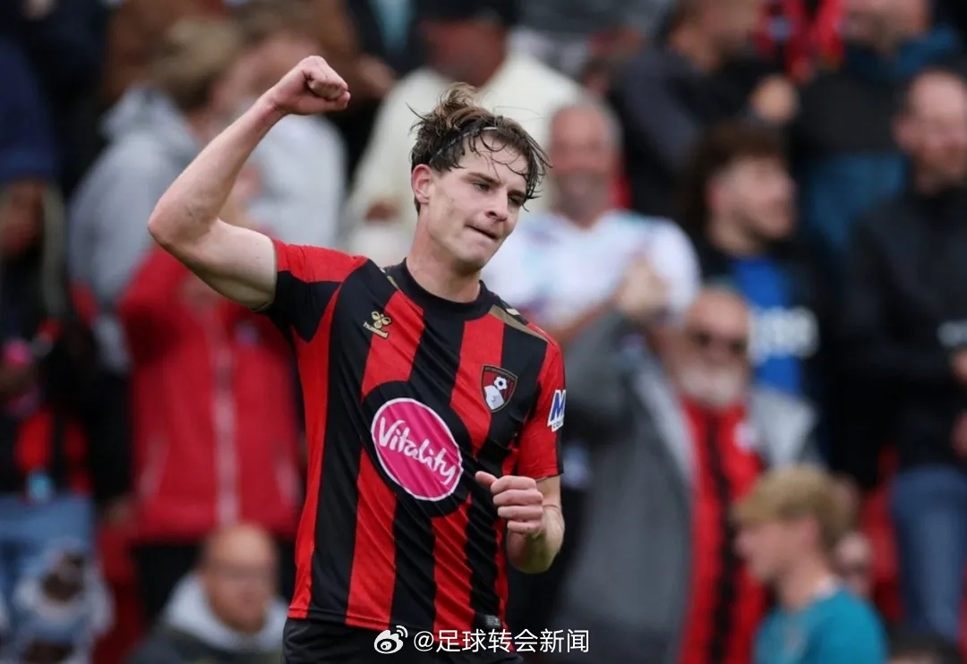 记者BJ和talkSPORT主编AC综合消息，切尔西对一月份签下斯科特正越来越有