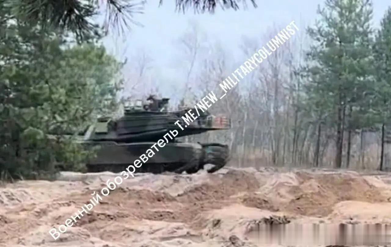 外媒最新曝光：库普扬斯克前线乌军部队疑似出现艾布拉姆斯主战坦克，驻德美军装甲部队