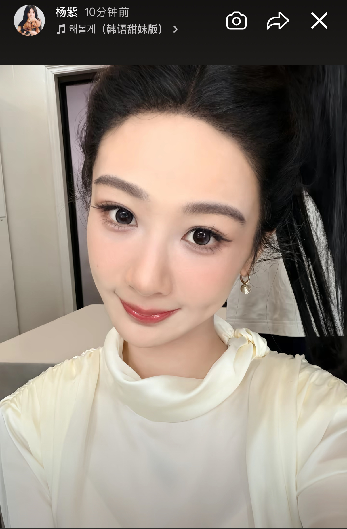 姐姐真的好会啊 每一张自拍都配了不同的bgm 每一张都好美啊 