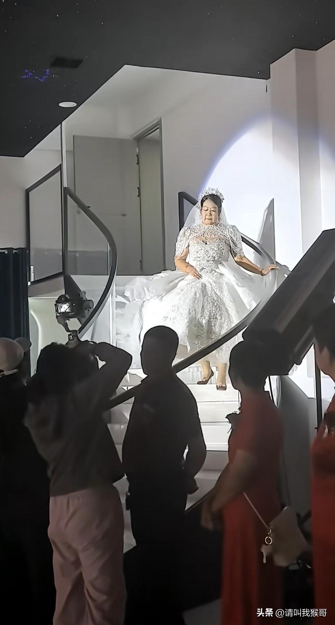 终于圆了这辈子的婚纱梦……