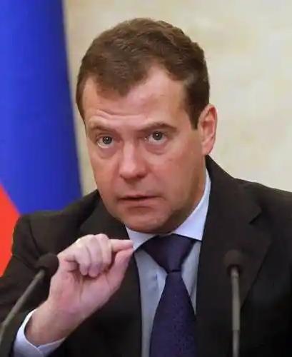 英国可能成为俄乌冲突外溢第一个受伤的国家！
这两天，因为乌克兰使用无人机大规模空
