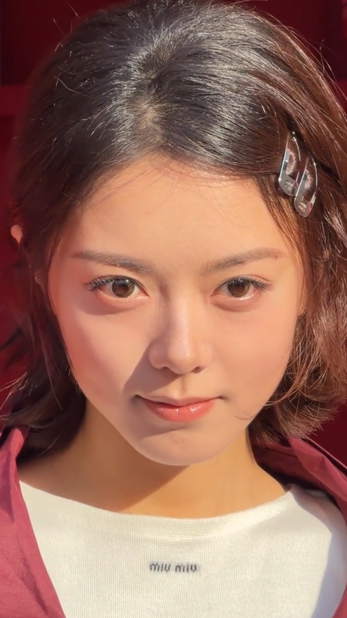 看看miumiu上海活动三大00小花生图状态：刘浩存  赵今麦 李庚希 