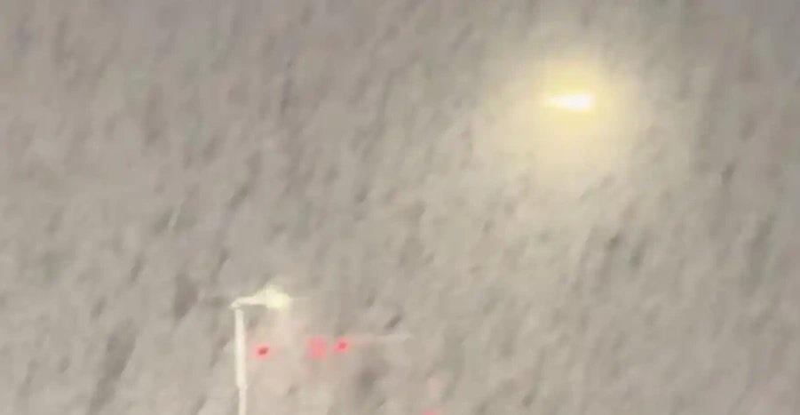 哇，这❄️❄️❄️《山东威海深夜下起“倾盆大瓢雪” - 百度》山东威海深夜下起“