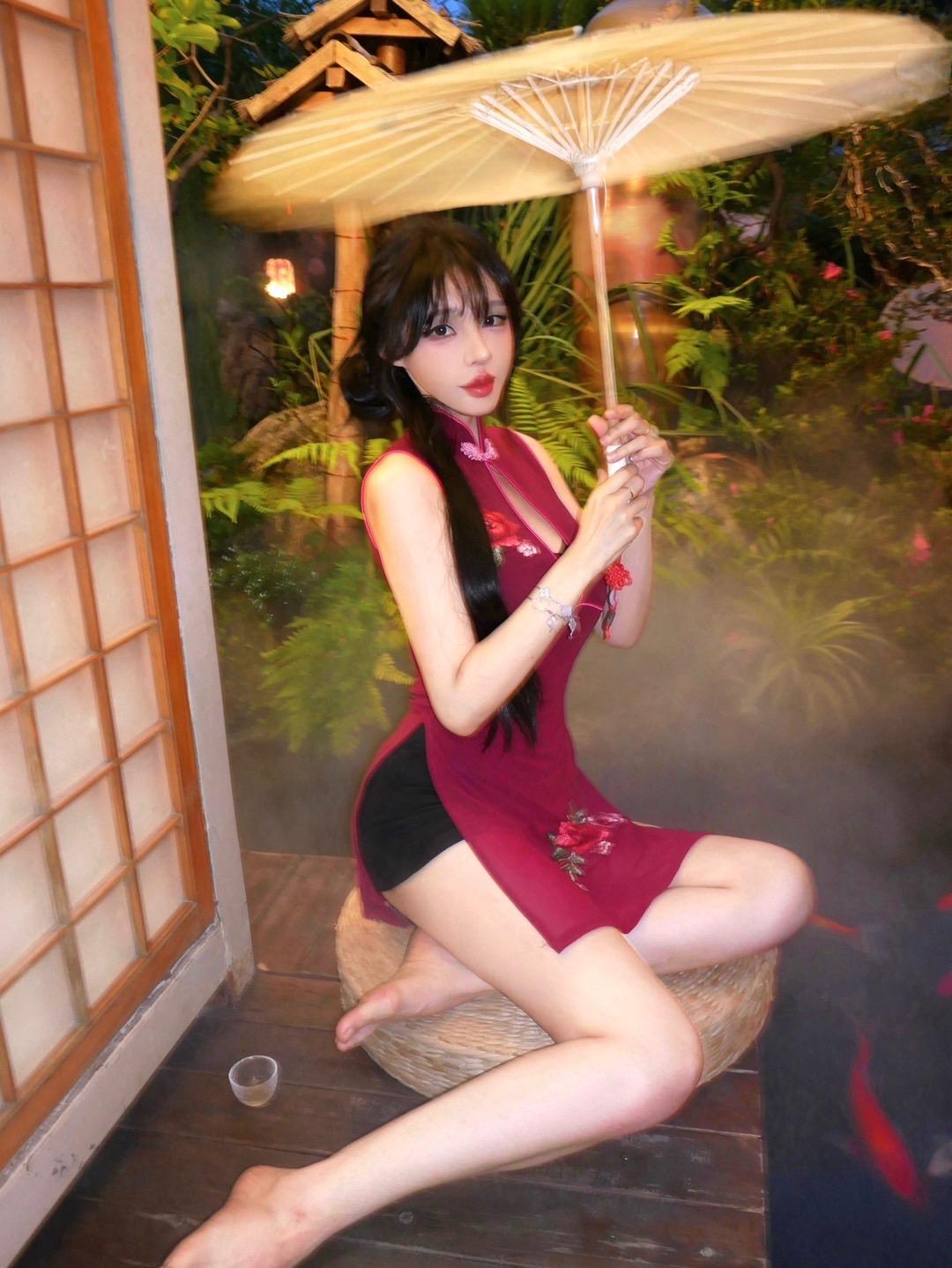 青山几重，回眸一眼就心动❤️ 今日高产日✌️