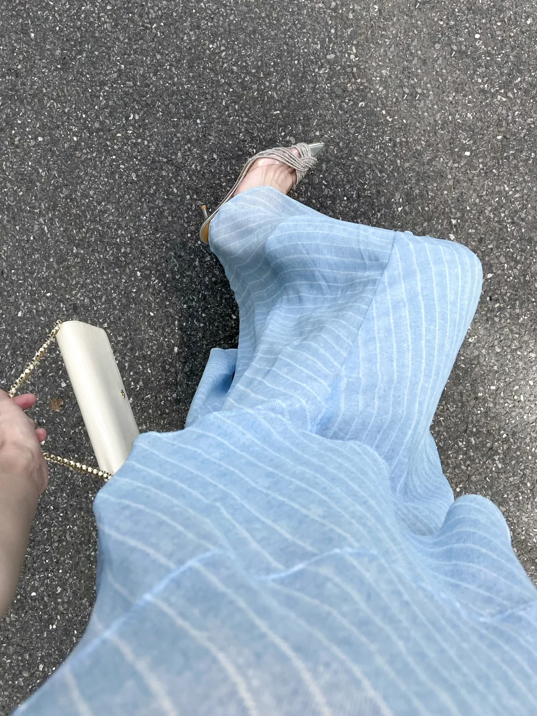 我真的夸累了！这种清冷温柔感真的好好看！！
