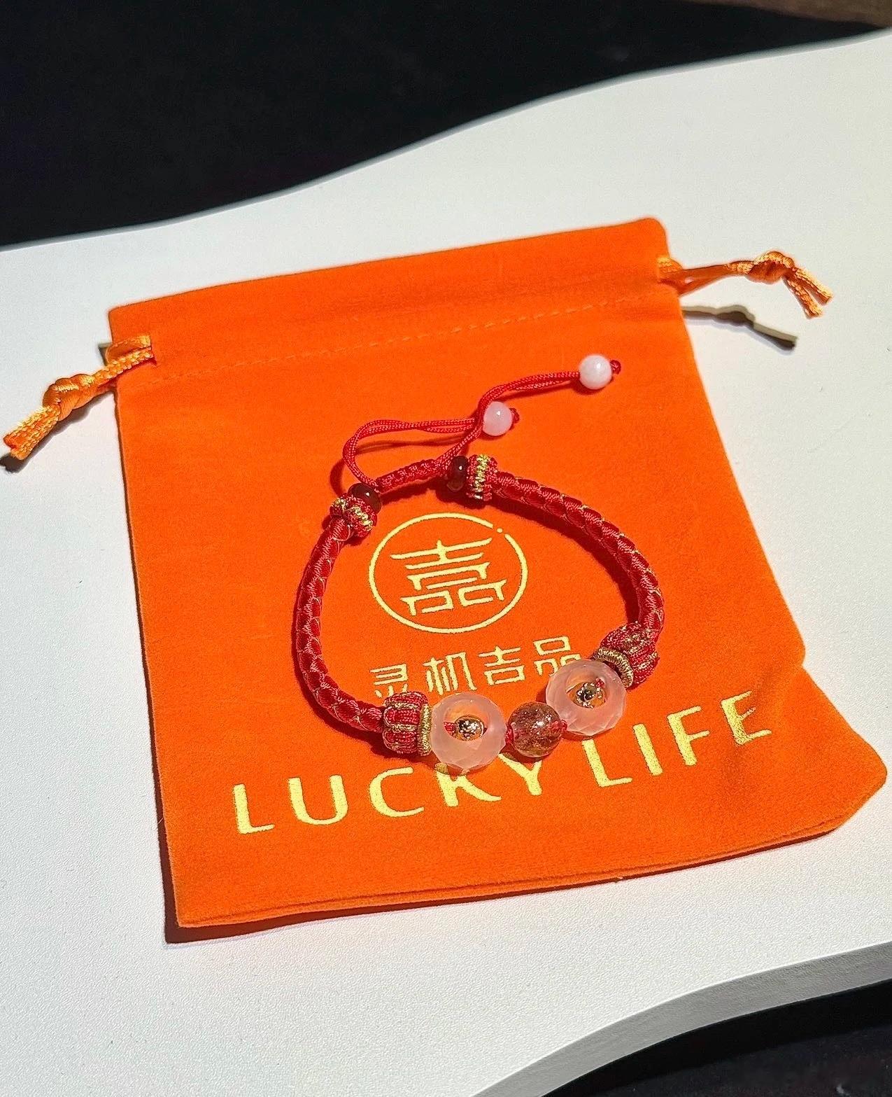 给大家拜年啦！不知道是不是年龄到了会特别想带些有寓意的哈哈~这家很多东西都很好看