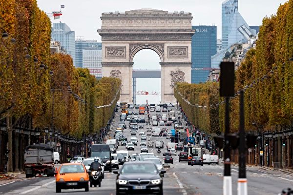 据参考消息网报道，伊朗战火正在灼烧法国钱包。经济与财政部长坦言，战争已造成高达6