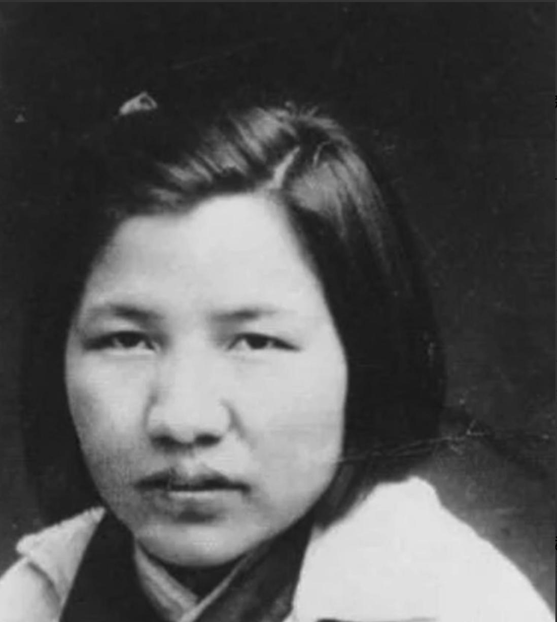 1949年，她替孩子求了一句话

1949年，钱希均进了中南海。

她不是来攀亲