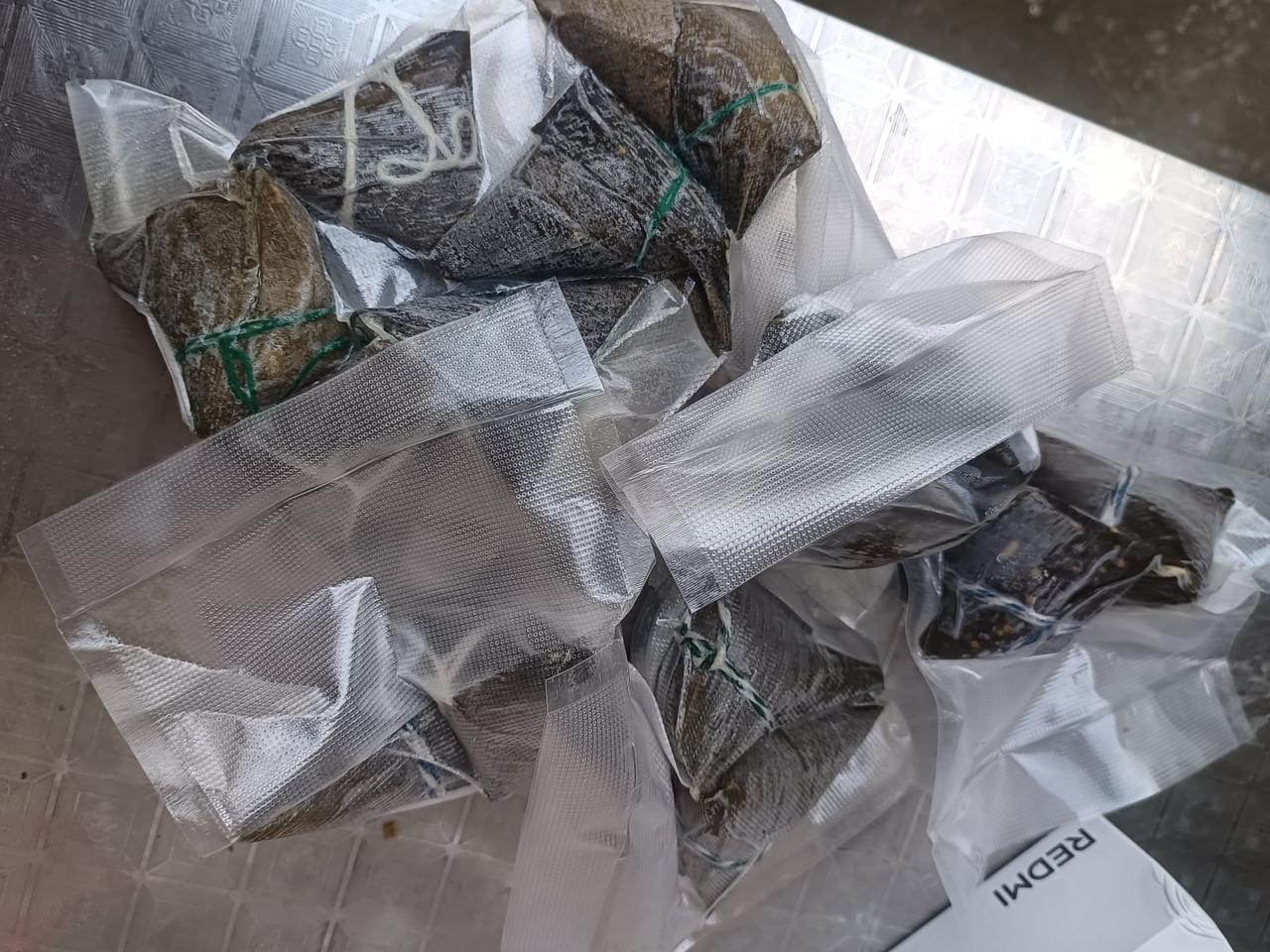 长的好看，没有用
太能干，也没有用
命好才有用
因为幸福这个东西
它不看长相
也