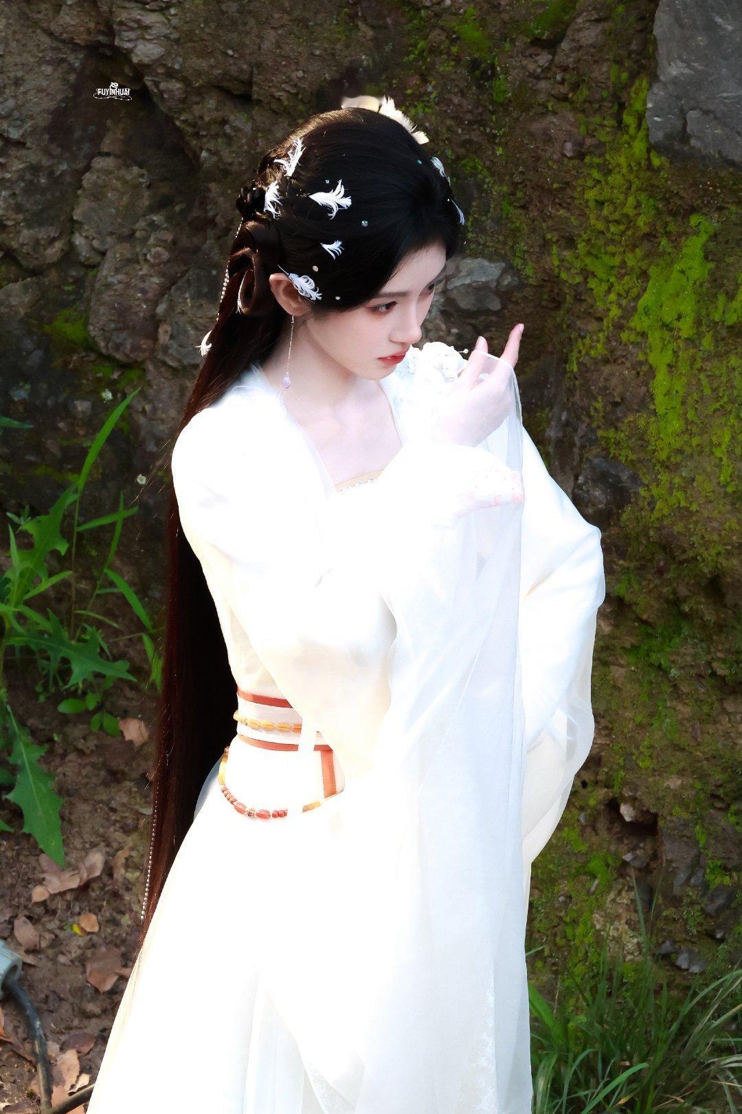 鞠婧祎 jjy鞠婧祎月鳞绮纪 jjy鞠婧祎露芜衣“四川的风终会吹向全世界，她鞠婧