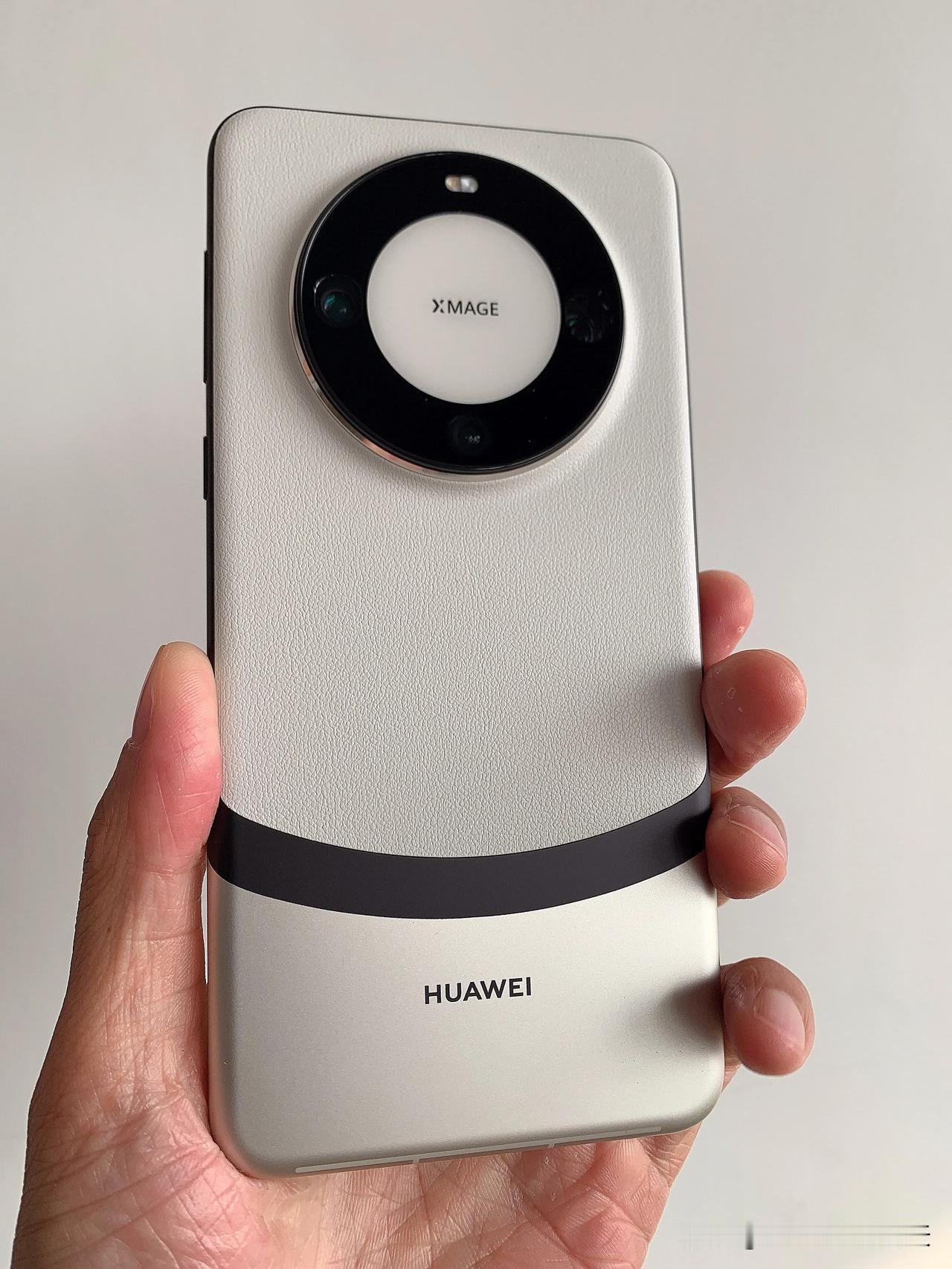 #想换手机,华为小米哪个好?#换华为