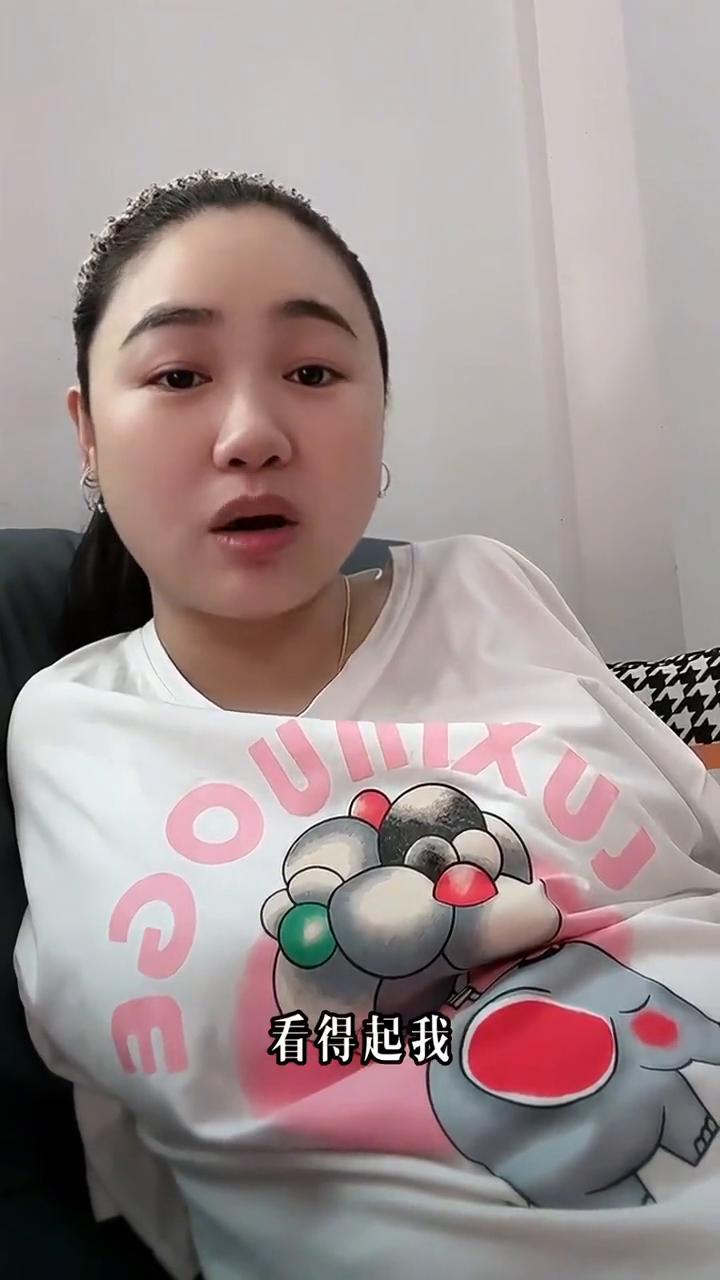 其实我公公还是想要个男孩子，但是对于我自己来说，粉丝们知道很多人都说：佩佩，你再