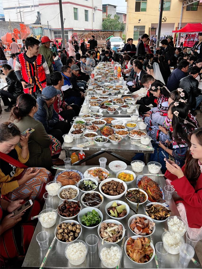 作为一名苗族人，我不仅是 “基本盘”，更是稳固的底盘。但凡头脑清醒的人，都无法否