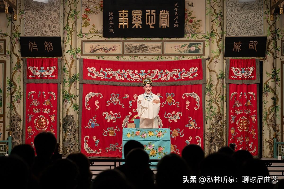 从王府古戏楼到乡野舞台，戏曲步履不停

端午前后，戏曲非遗活动持续升温。

北京