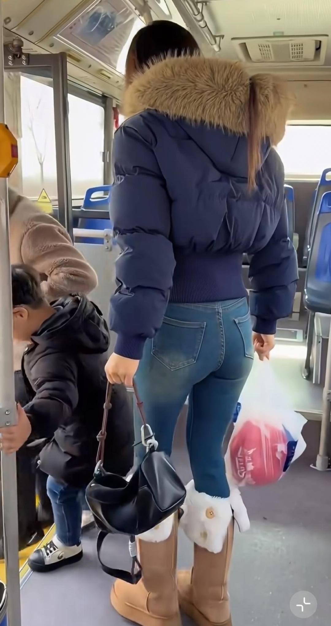 如果说，现在想起什么让我能发自内心的开心，那就是我的暗恋的女孩，因为还没有在一起