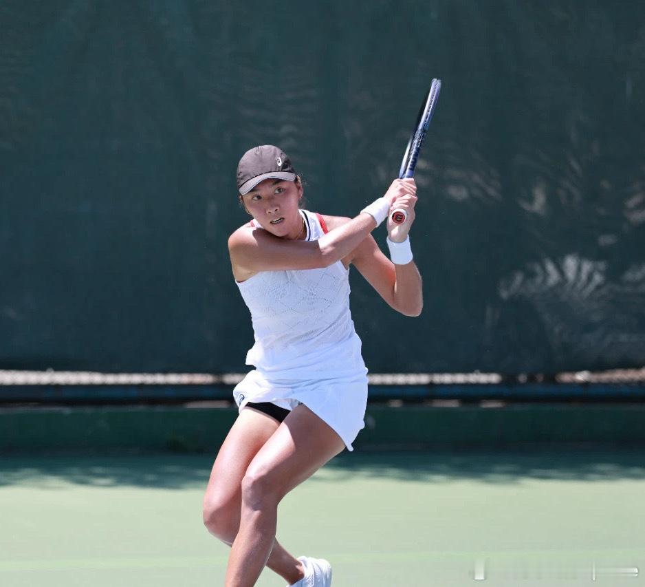 🇸🇰W75女单资格赛决胜轮[12]🇨🇳姚欣辛6-3/6-1 🇬🇧Al