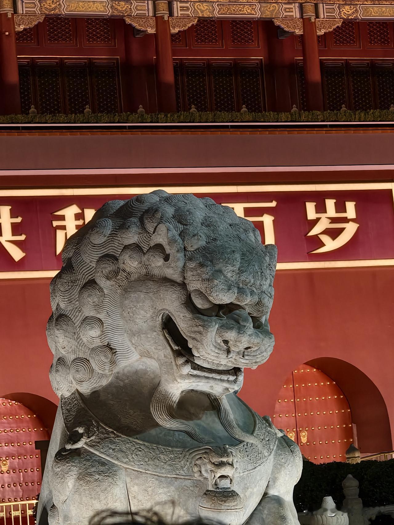 我之前视频里咳嗽，不是之前的病没好。是那天去了故宫和天安门，大概人太多了，又感染