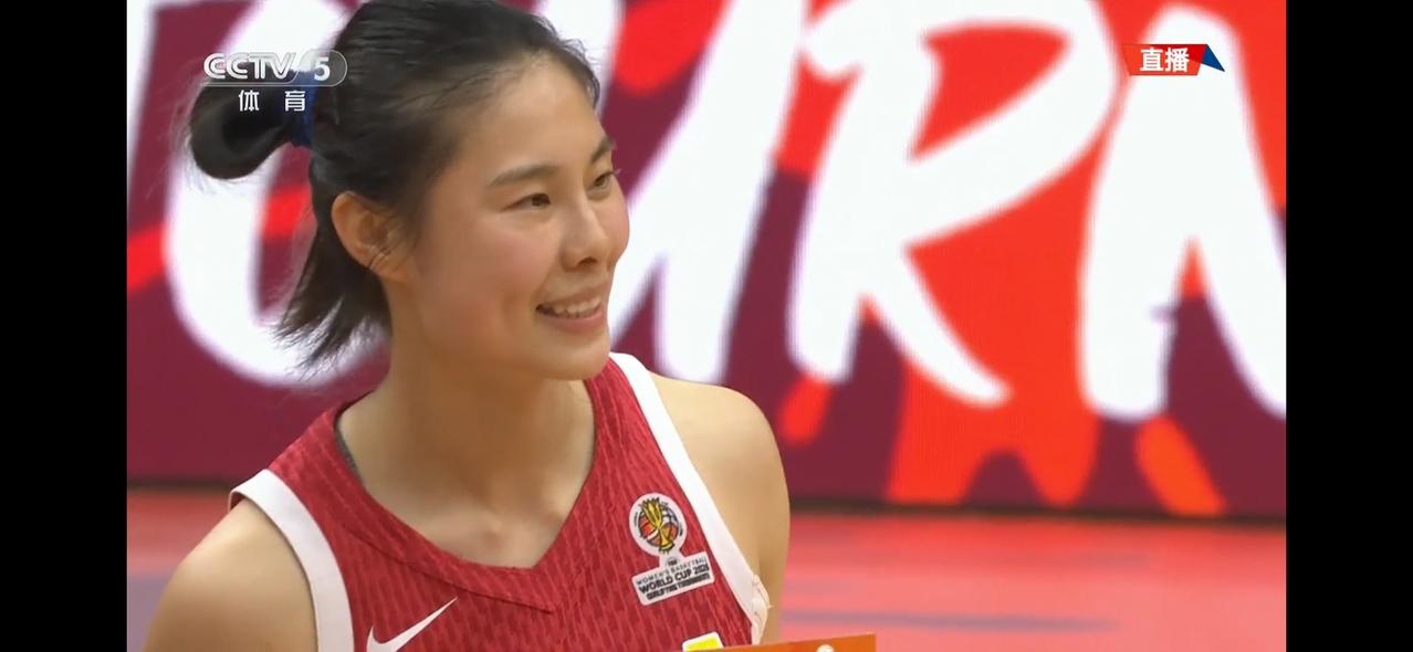 中国女篮晋级世界杯，这应该是正常的不晋级才是冷门。

今天也是第三节快结束的时候