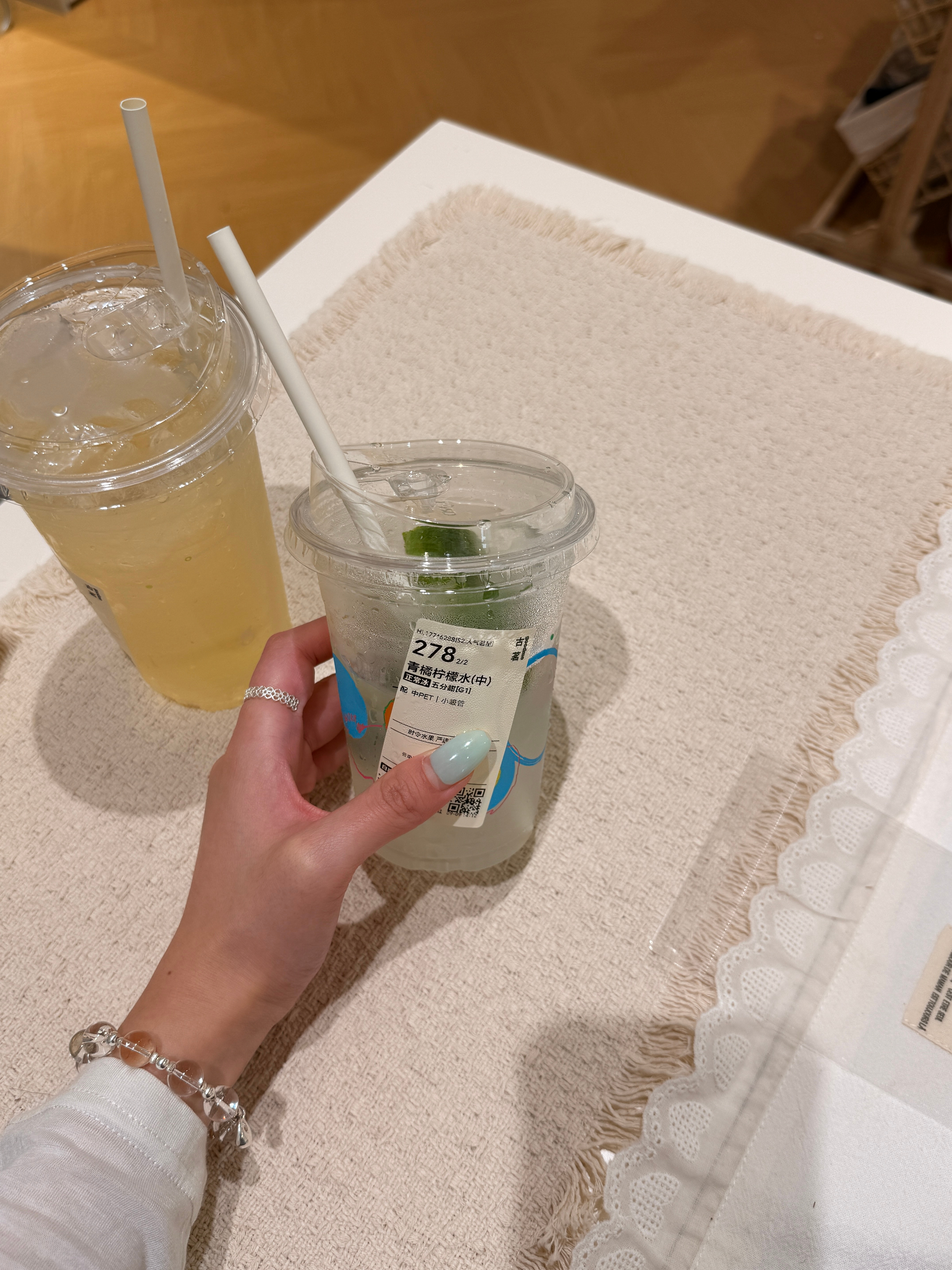 不知道喝啥的时候就去喝古茗的柠檬水吧[兔子]（一定要五分糖 不甜的 无糖巨酸无比