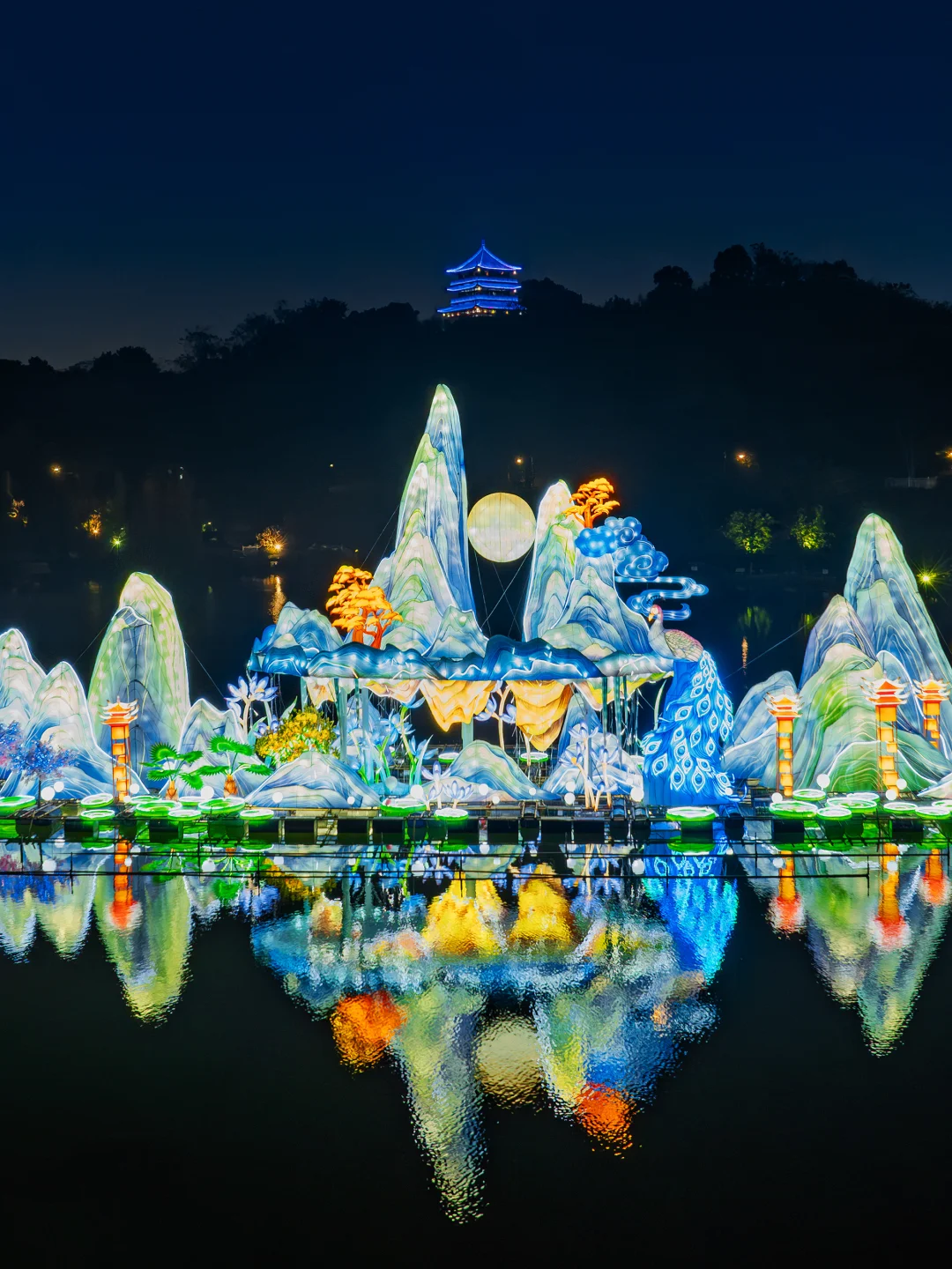 不愧是南宁灯会的顶流，青秀山这波赢麻了