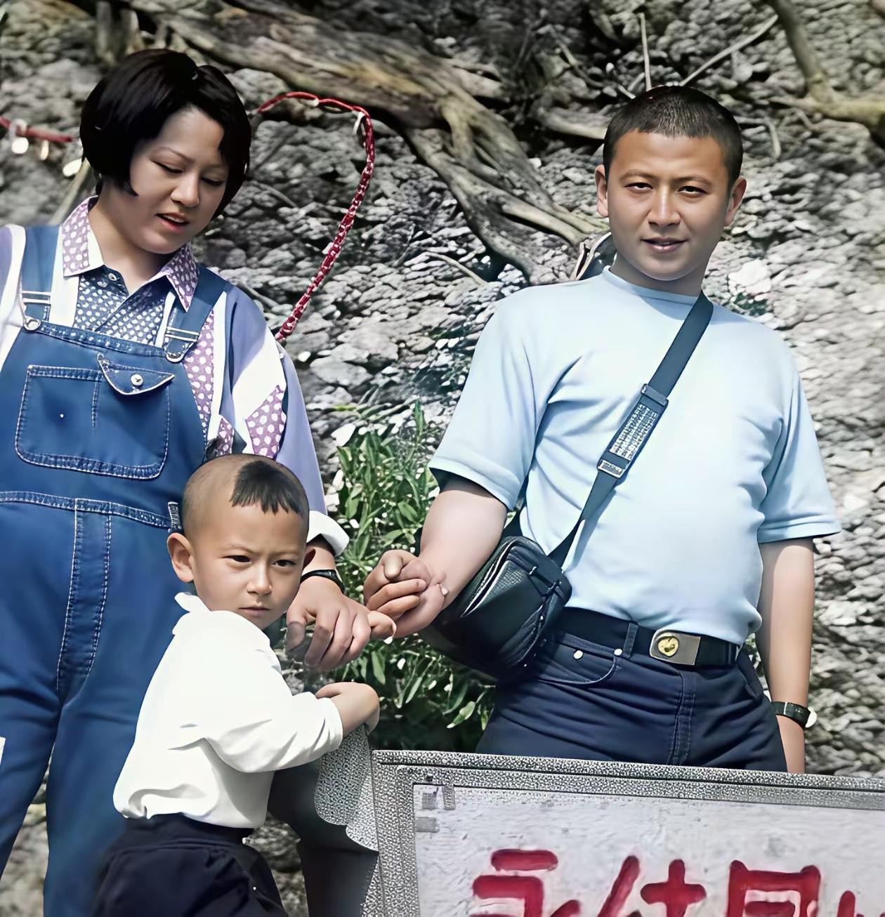 【25年了】
25年前，​战机失控后，王伟冷静地报告：“81192收到，我已无法