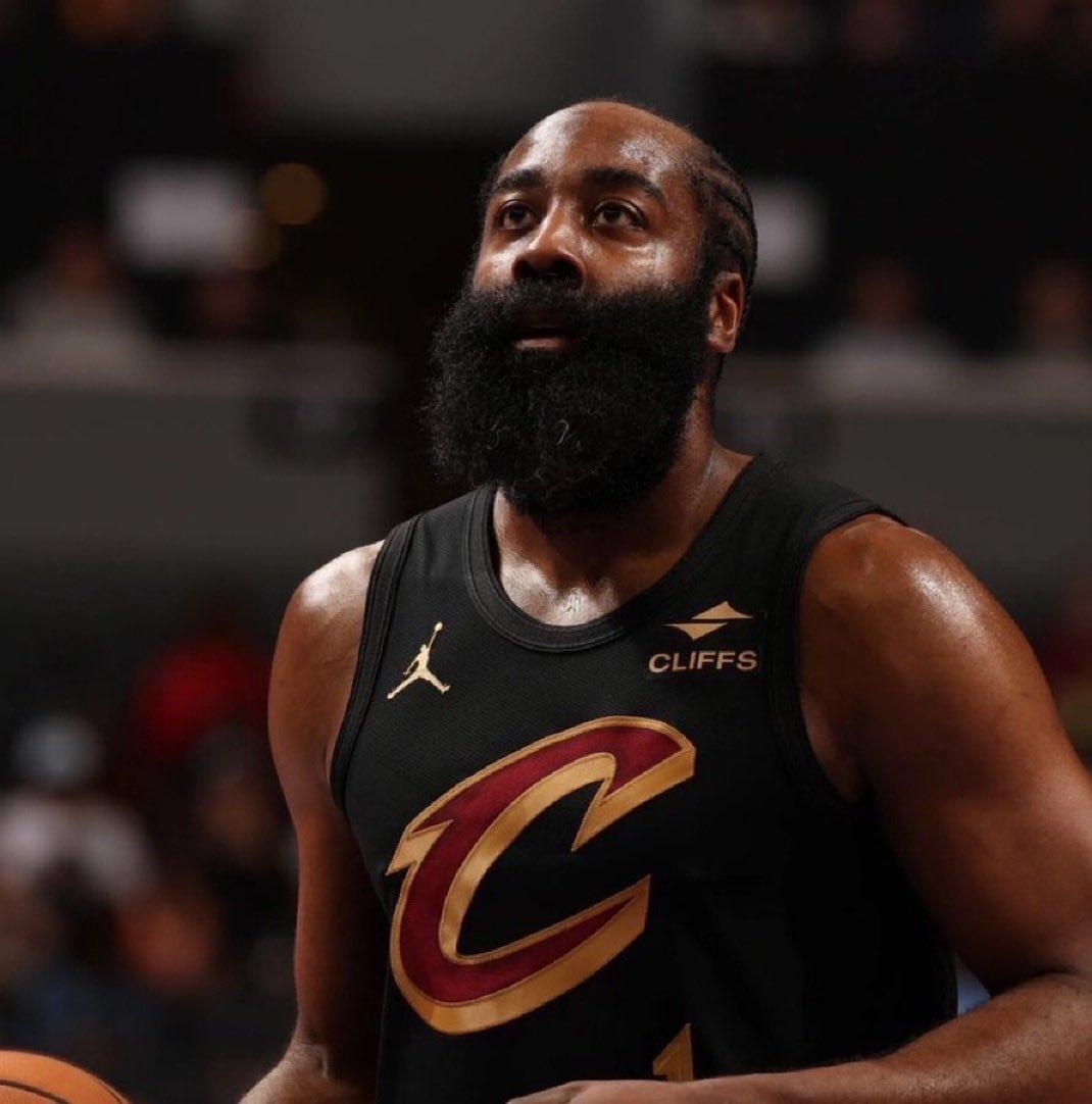 37 岁哈登生日快乐！满级荣誉 + 历史级数据，跻身 NBA 传奇行列
今日，詹