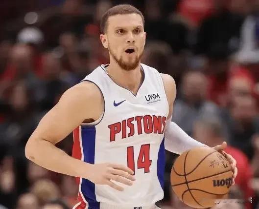 Shams：自由球员马拉奇-弗林与马刺达成一份一年合同

8月7日消息，据NBA