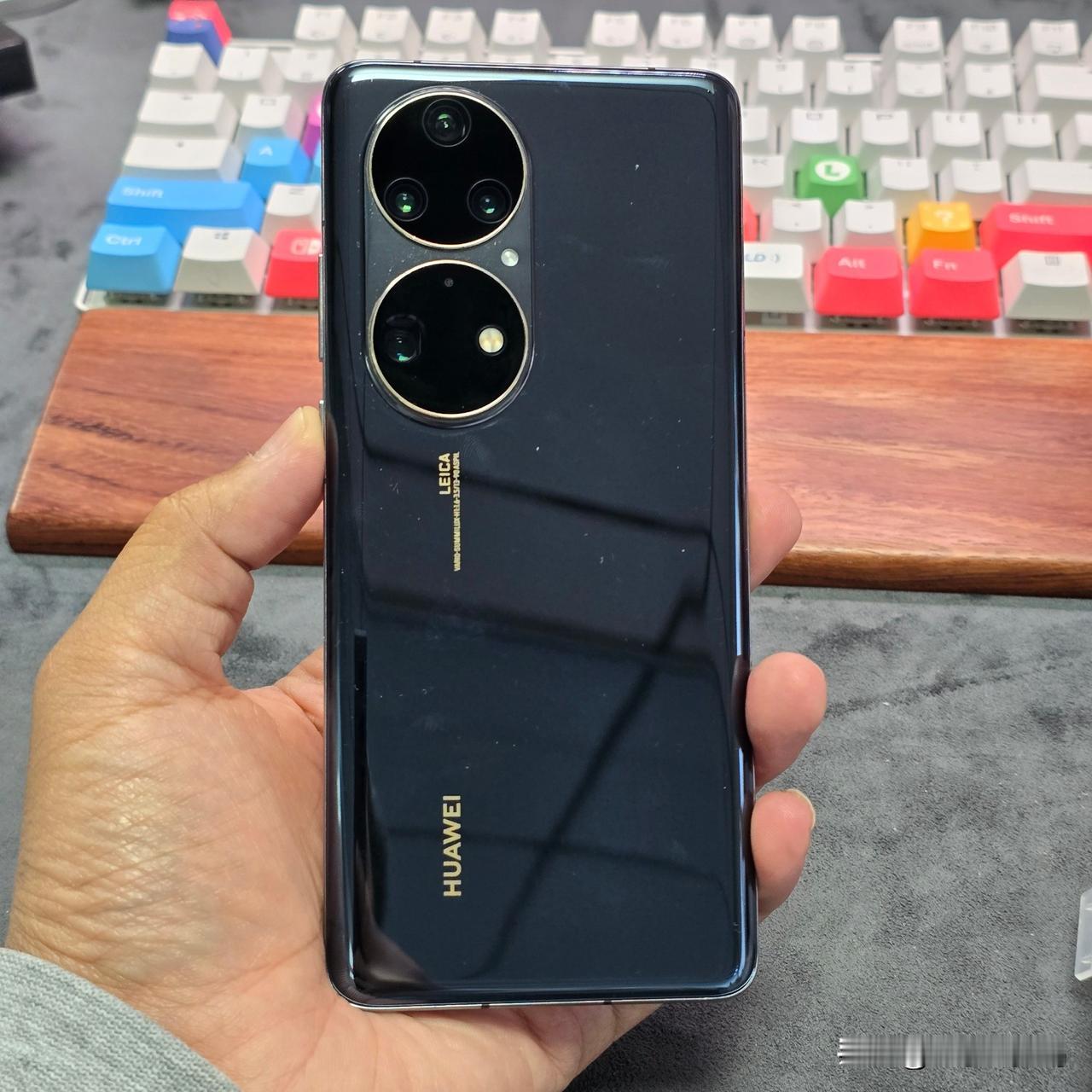 这应该是最没有存在感的华为典藏版机型吧...

虽然说华为P50 Pro 典藏版