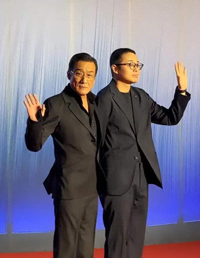 海浪电影周红毯谁最敢穿？何超莲杨超越姚晨齐溪同场比美