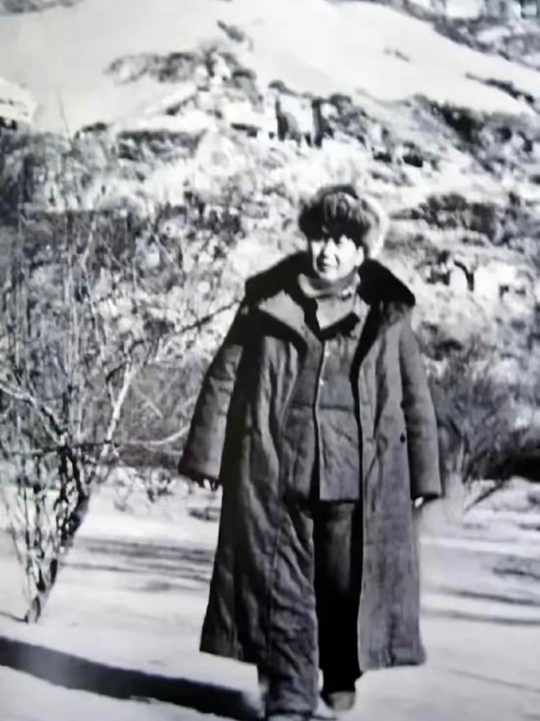 1942年延安绝境时刻，千里之外的山东，送来救命黄金撑起边区
 
1942年的延