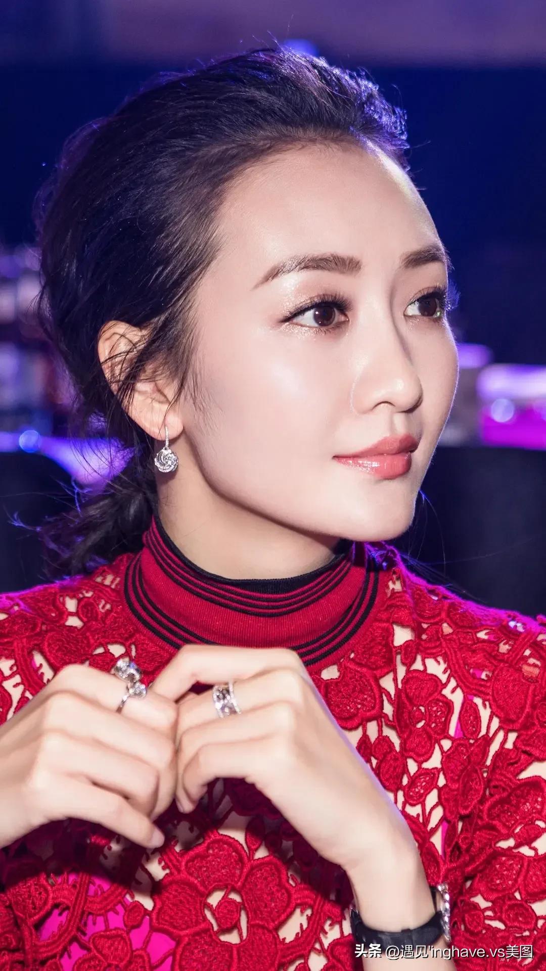 王鸥高挑大美女气质好