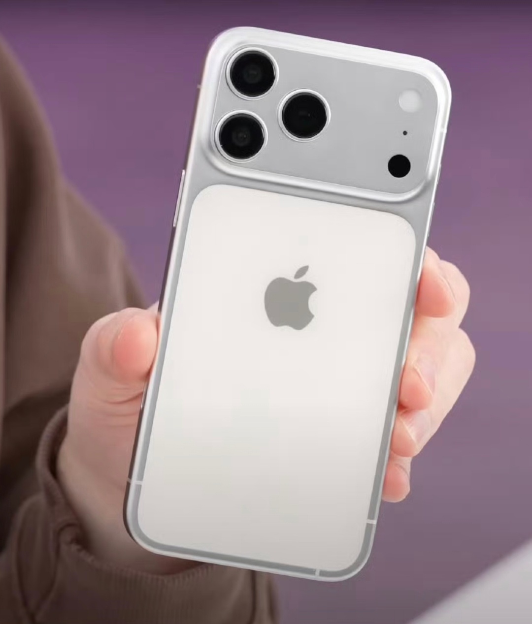 iPhone17Pro 丑哪里丑了，它只是不那么好看而已。 ​​​