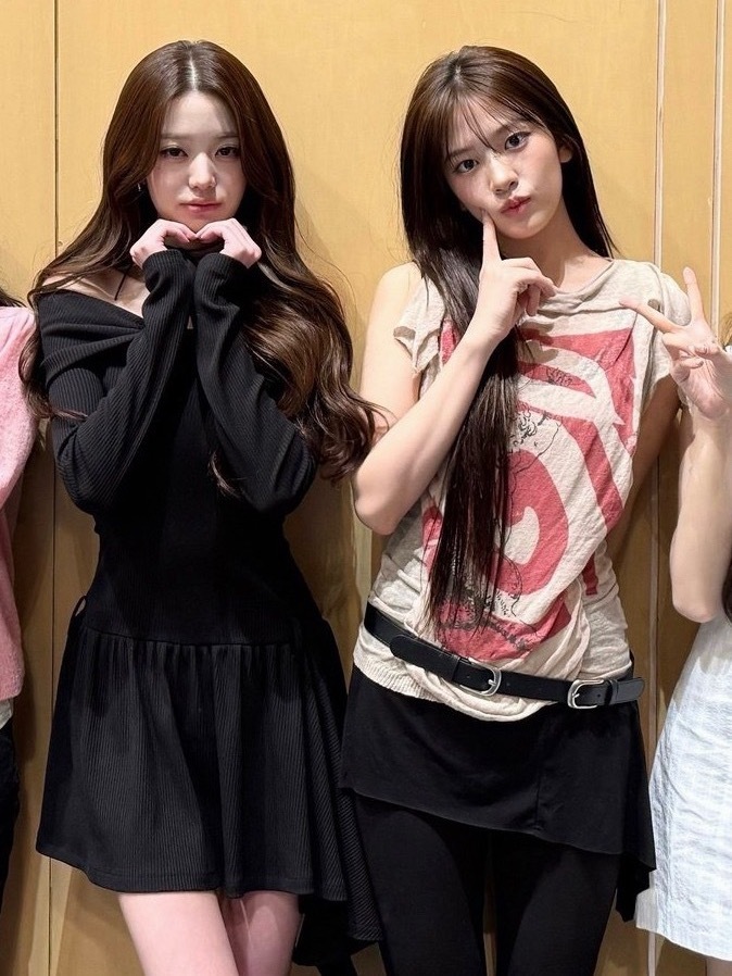 Jennie、安宥真、金主训穿了同款西太后上衣 