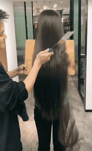 提起刀削面，多数人应该都知道，也都吃过，但是提起刀削发，多数人恐怕没有听说过，也