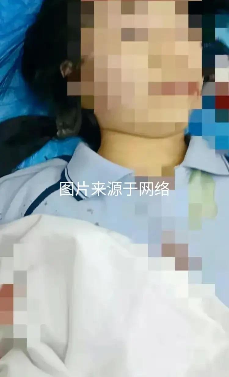 我要为长沙县天华中学的吴老师说句公道话
        近日，长沙县天华中学一学