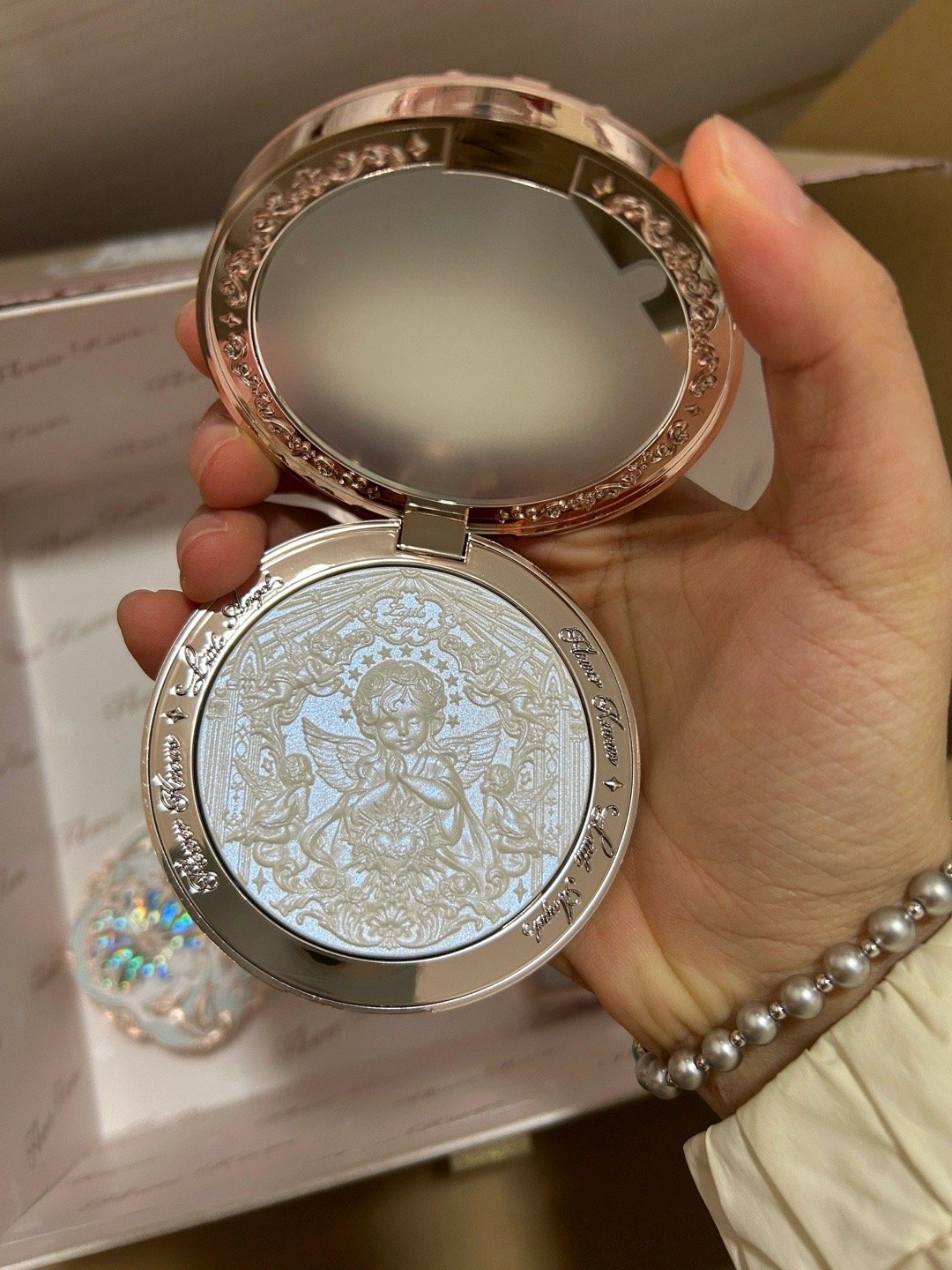 这颜值绝了公主的化妆品💋 ​​​