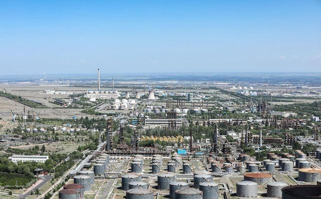 新疆用电量为什么这么大，甚至超过四川省、湖北省？说出来你可能都不信，新疆的用电量