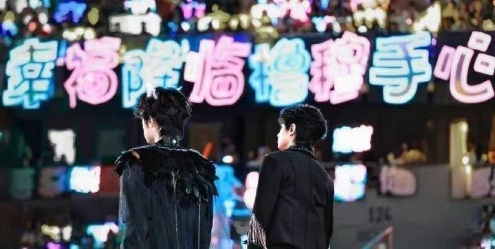 TFING官宣加入兴趣房间 不懂就问是现在就过年了吗？TFING官宣加入兴趣房间