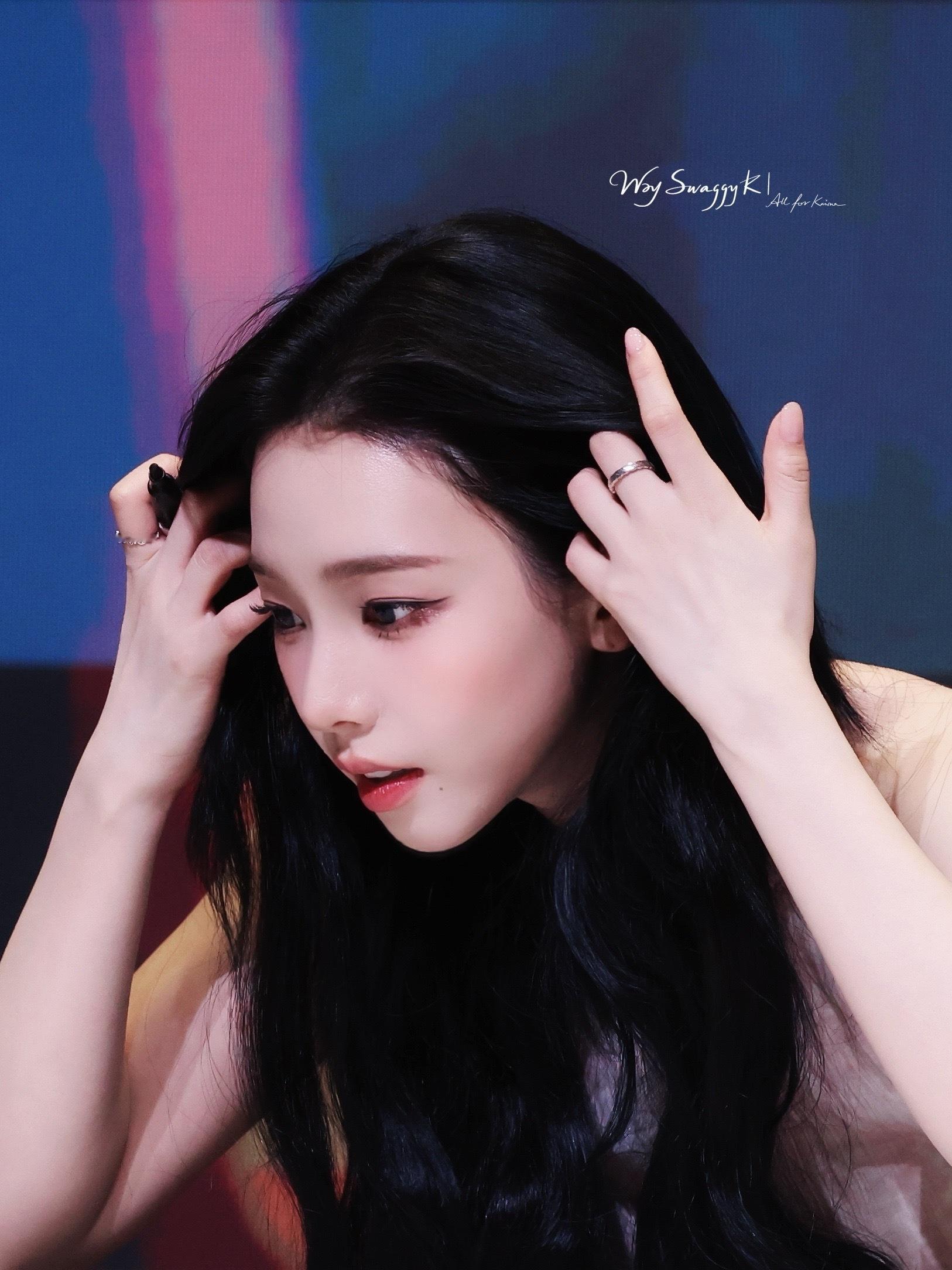 投稿 柳智敏看到这张脑子里只有三个字母：OMG 