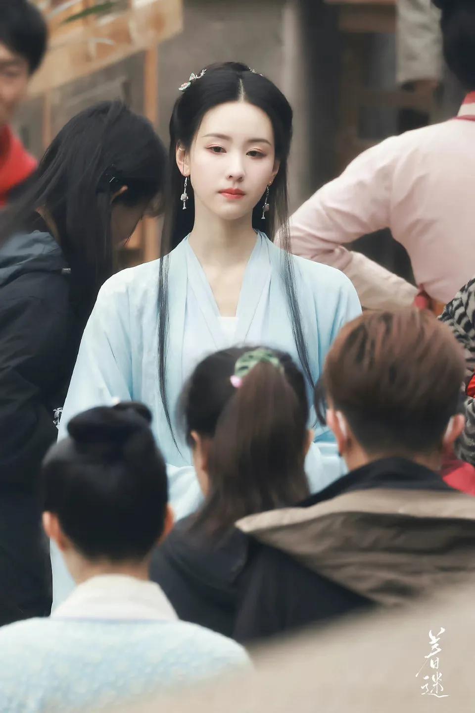 东邪西毒也过审了，这部可以先来了
嘟古装角色造型都挺有辨识度的，素有素的美