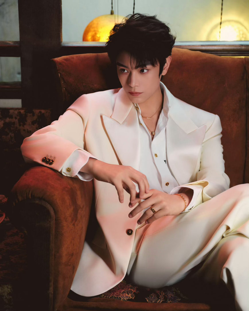 只看过丁禹兮演的剧，侯明昊演过什么？？侯明昊 丁禹兮 丁禹兮