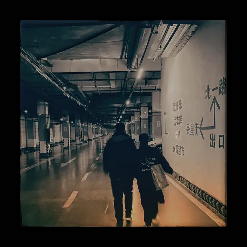 当你失眠的时候在想？？？？？？？？？
当你失眠的时候，在想什么？是不是那一刻，脑