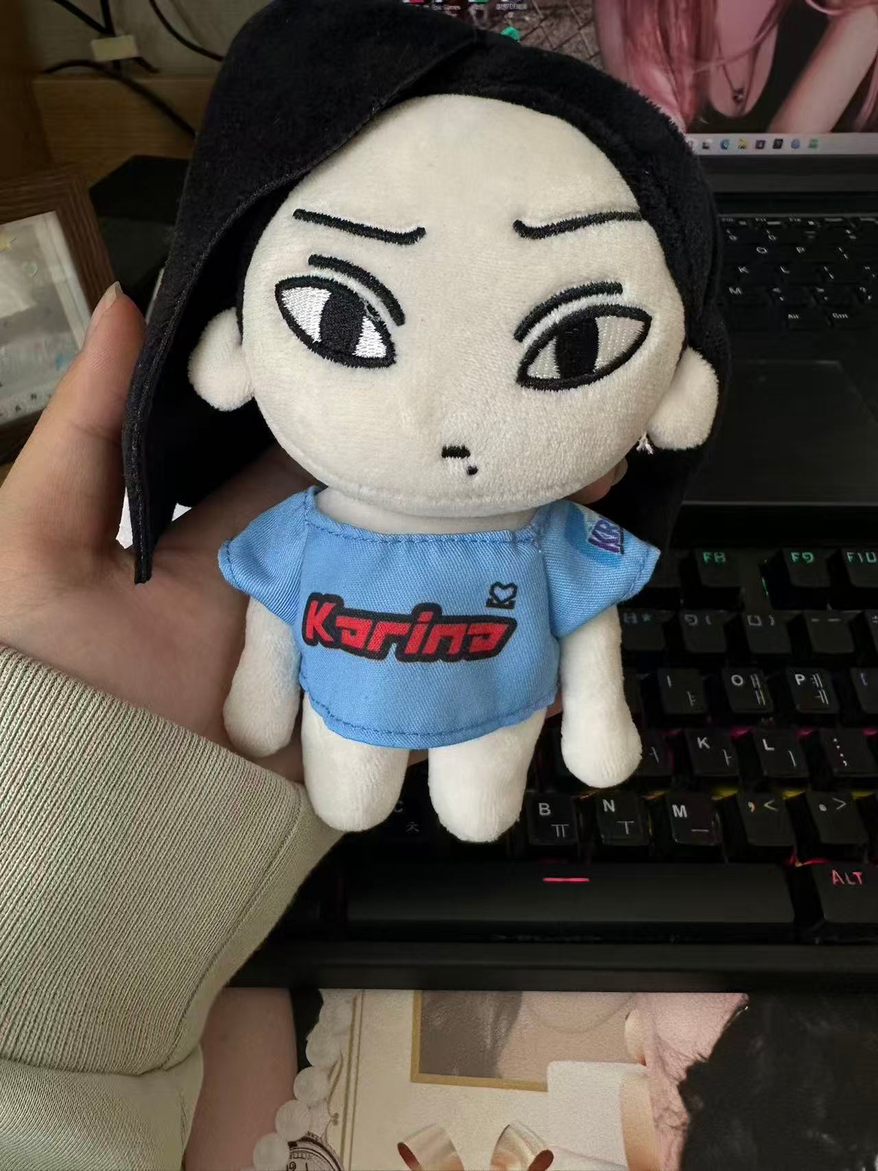 柳智敏  替朋友发 谁ms签售结束看见这个娃娃了 去拿的时候不见了 有没有谁见到